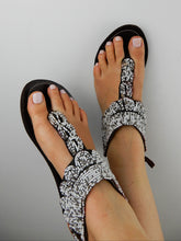 Load image into Gallery viewer, White Leather Sandals