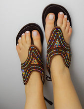 Load image into Gallery viewer, Afrix Style Scattered Gold Sandals