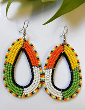 Load image into Gallery viewer, Afrix Style Tropical Beaded Earrings