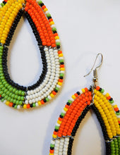 Load image into Gallery viewer, Afrix Style Tropical Beaded Earrings