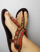 Load image into Gallery viewer, Afrix Style Red Sandals
