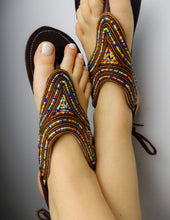 Load image into Gallery viewer, Afrix Style Scattered Gold Sandals
